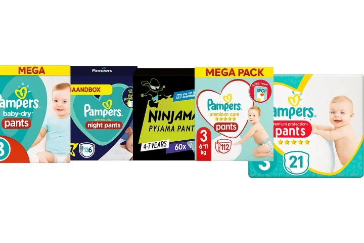 allerlei pants van pampers verpakkingen