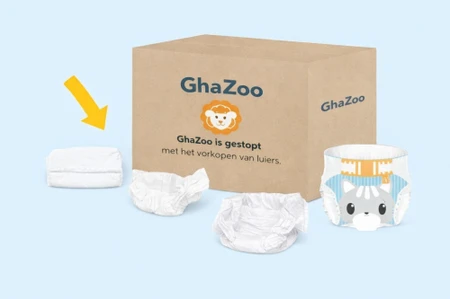 Kartonnen doos met GhaZoo logo en diverse luiers eromheen.