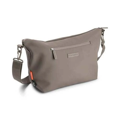 Taupe Done by Deer schouderluiertas met verstelbare schouderband en ritssluiting.