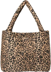 Bruine stoffen mom bag met zwarte leopardprint en twee schouderhengsels