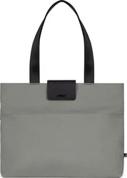 Sage green Joolz luiertas met zwarte handvatten en zwarte sluitflap op witte achtergrond