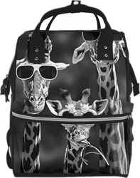 Zwart-witte luiertas rugzak met giraffenprint, handvatten en voorvak met ritssluiting