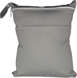 Wetbag met dubbele rits in neutraal grijs Grijze wetbag met twee ritssluitingen en hengsel overzichtsfoto