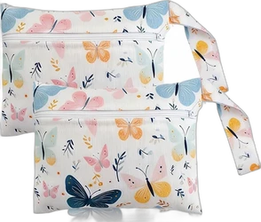 twee waterdichte wetbags met pastel vlinders op witte achtergrond