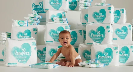 baby bij heel veel pampers