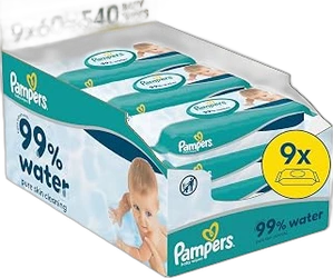 Pampers Aqua Pure babydoekjes 9-pak met 99 procent water in teal doos met babyafbeelding