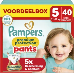 Verpakking Pampers Premium Protection Pants maat 5 voordeelbox met 40 luierbroekjes en afbeelding van lachend kind