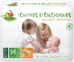 Witte verpakking Bio Baby ecologische luiers maat 2 mini met afbeelding van drie kinderen en logo